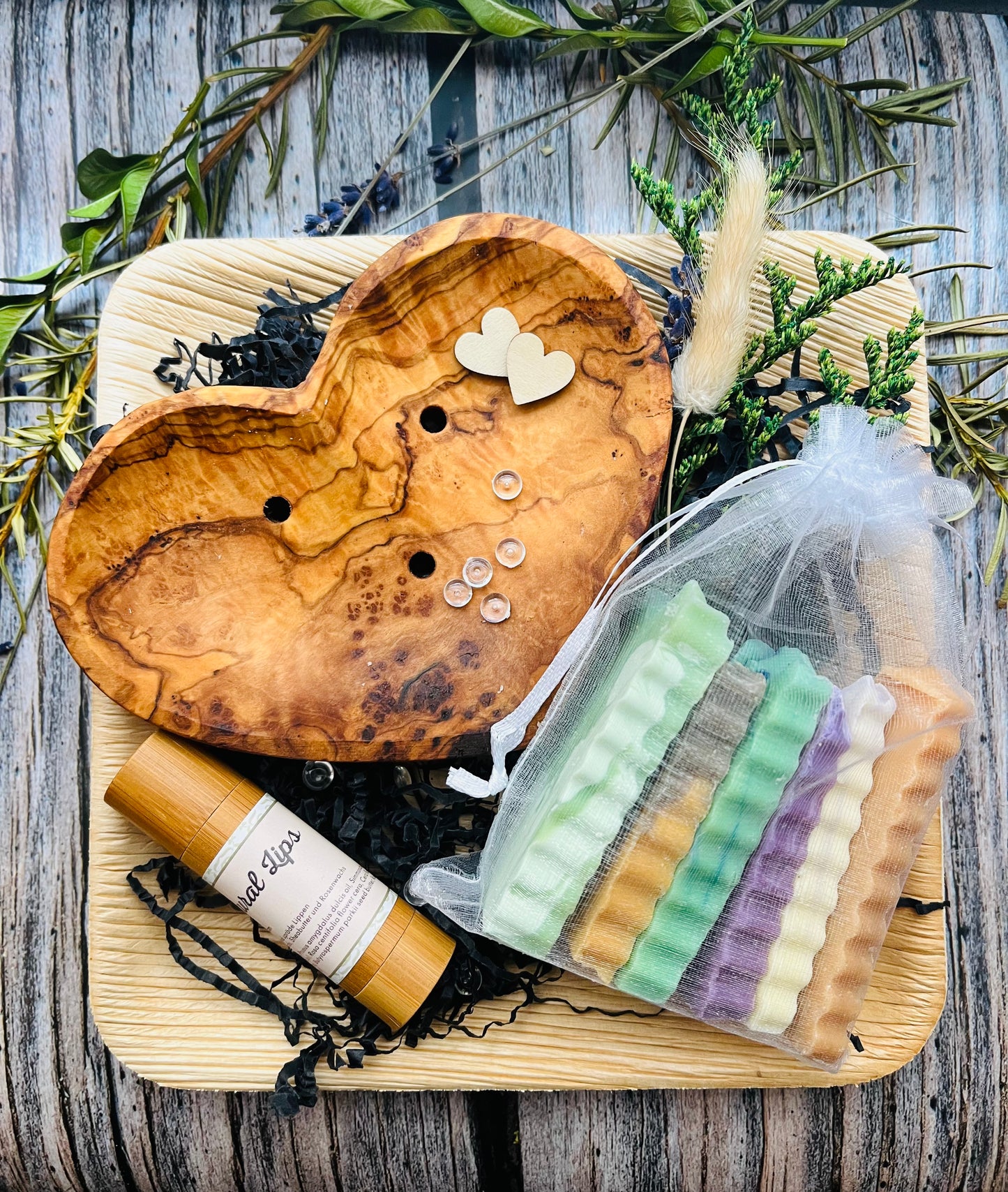 Seifenschale aus Olivenholz „Herz“